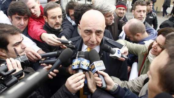 Galliani bersagliato su Cassano: "È inutile, sto zitto"