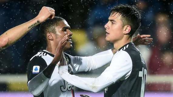 Douglas Costa assicura gli juventini: "Dybala ed io all'Inter? Mai"