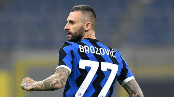 Brozovic non si ferma: allenamento nei campi con la tuta della Croazia