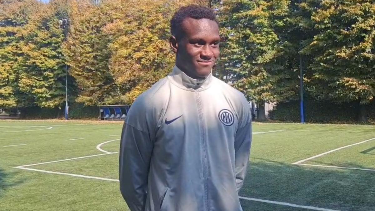 Iddrissou: "Carbone mi ha cambiato, a lui devo tutto. Thuram troppo forte, cerco di 'rubargli' qualcosa a ogni allenamento"