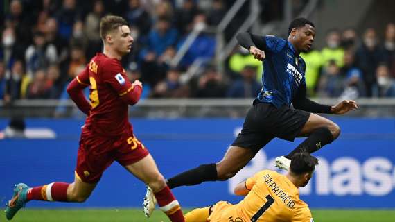 Dumfries, la Roma porta fortuna: 2 gol in Serie A. L'olandese insegue il record di Facchetti