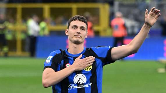 Pavard saluta: "Inter per sempre. Grazie per il sostegno infinito, non è un addio ma un arrivederci"