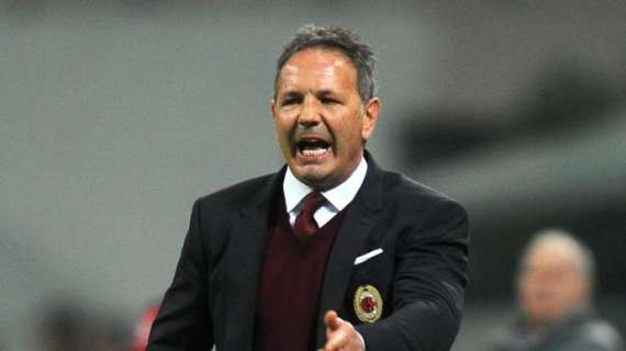 SkySport - Clamoroso Milan: Mihajlovic vuole lasciare a fine stagione, Berlusconi dello stesso avviso