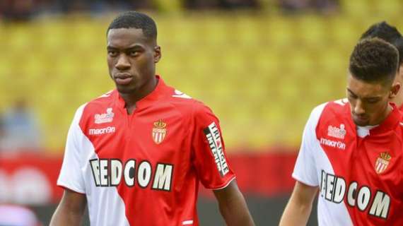 Kondogbia ha firmato. Lasciata la sede del Monaco