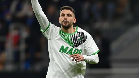 Sassuolo a 50 punti, Berardi non si accontenta e avvisa il Milan: "Manca ancora una gara"