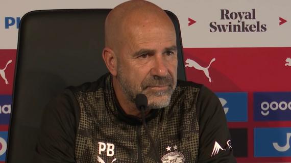PSV Eindhoven e Ajax contro dopo le sconfitte in Champions. Bosz: "Presto per parlare di crisi"