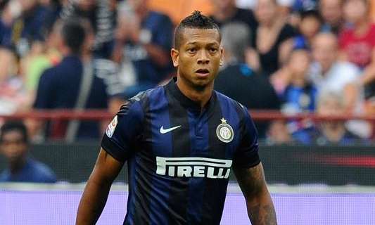 Guarin oltre il calcio, applaude la sua gente su Twitter