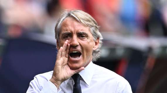 Il grande ex Mancini: "Per la Sampdoria ci sarò sempre. Ora dobbiamo restare più uniti che mai"