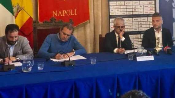 Napoli, il sindaco De Magistris: "Siamo molto indietro rispetto alle aspettative"