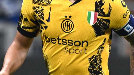 La tradizione si ripete: come l'anno scorso, questa sera contro la Lazio Inter in campo con la terza maglia