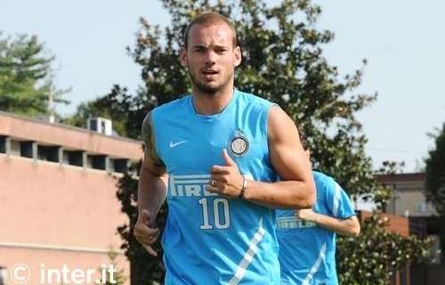 Sneijder scalpita: "Ora mi alleno e poi il Napoli!"