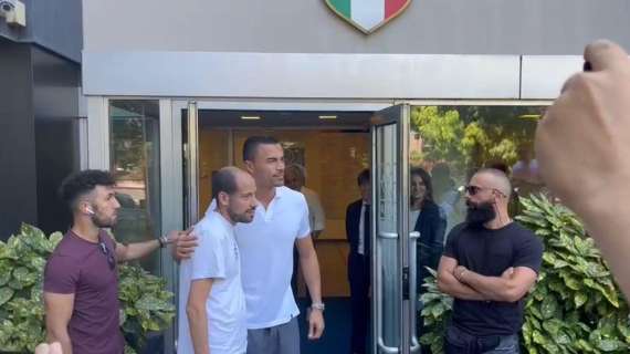 VIDEO - Audero, visite al Coni e prime foto con i tifosi