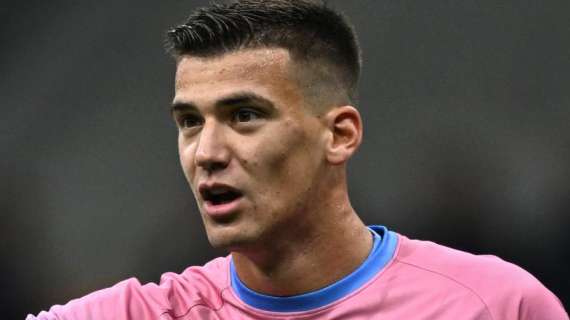 Il Como cerca un portiere: Fabregas vorrebbe Iñaki Peña, ma nella lista c'è anche Filip Stankovic
