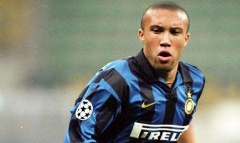 Mikael Silvestre compie 41 anni: gli auguri dell'Inter