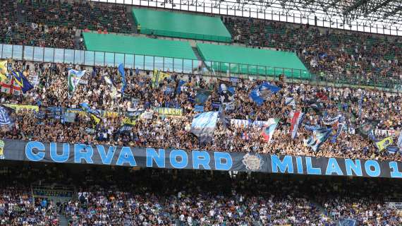 Niente coreografia, Curva Nord con oltre 6mila bandierine: "Marea neroblu per distruggere il diavolo"