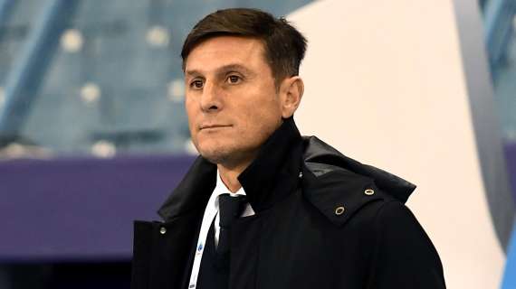 Zanetti segue il figlio: stupore in tribuna tra autografi e selfie