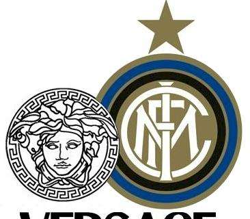 Versace&Inter - Strama e Guarin alla sfilata 