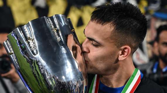 Cinque gol e la Supercoppa italiana da capitano: è Lautaro il 'Player of the Month' di gennaio