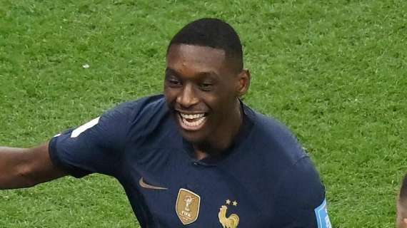 L'Equipe - PSG forte su Kolo Muani, ma c'è concorrenza. Il Piano B è Thuram: i dettagli