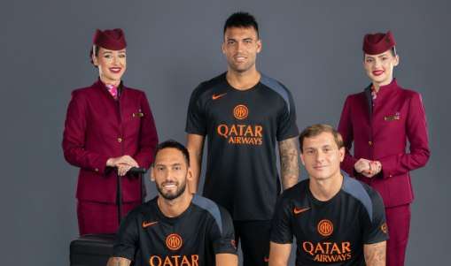 FOTO - Champions League 25/26, Qatar Airways svela il nuovo kit d'allenamento dell'Inter: Lautaro, Barella e Calha testimonial