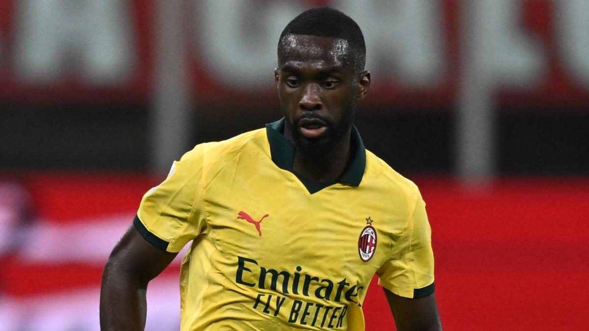 Tomori carica il Milan prima della Lazio: "Il derby è stato bello, ma manca tanto. Testa bassa e pedalare"