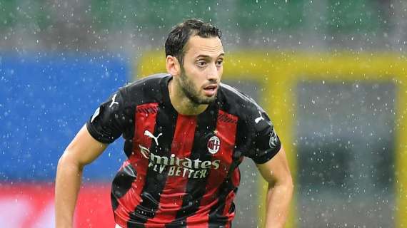 Rinnovo Calhanoglu, summit costruttivo Milan-agente: si lavora all'intesa