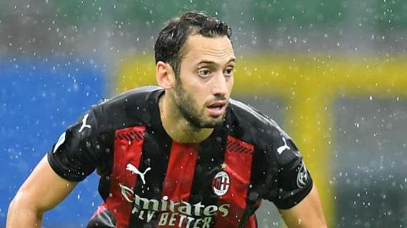 TS - Calhanoglu, Juve in vantaggio sull'Inter. Bianconeri su altri due profili graditi ai nerazzurri