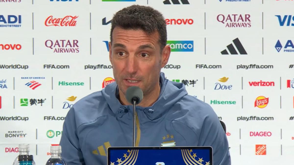 Scaloni in estasi per Messi: "Ormai per lui ogni parola è superflua"