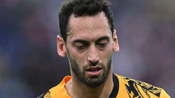 Corsera - È l'estate dei 'ribelli'. C'è anche Calhanoglu: per quale club si sta allenando?