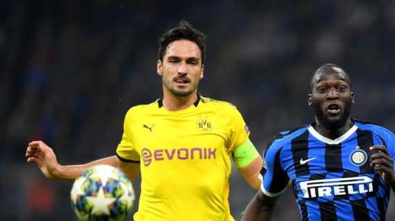 Eurorivali - Borussia Dortmund, Hummels amaro: "Non abbiamo più il destino nelle nostre mani"