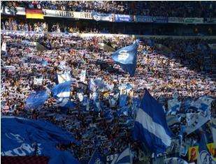 Tifosi Schalke a Milano: "Non temiamo l'Inter"