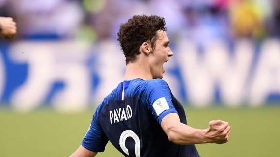 La Stampa - Pavard proposto alla Juve. I bianconeri su un altro esterno accostato all'Inter 