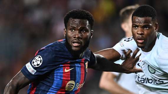 Sport - Barcellona, Kessié via per abbassare il monte ingaggi: l'Inter c'è e ha già chiarito una cosa 
