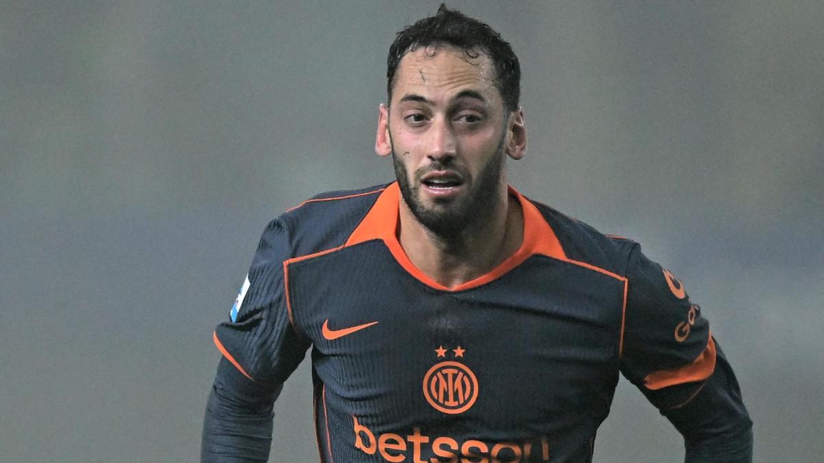 La sassata con il Como non si dimentica: Calhanoglu vince il premio eFootball Goal of the Month