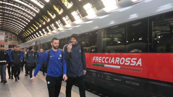 FOTO - Inter partita alla volta di Firenze: Skriniar, Handa e Lautaro i più cercati dai tifosi