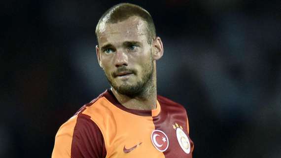 VIDEO - Ko contro l'Arsenal, ma che gol per Sneijder