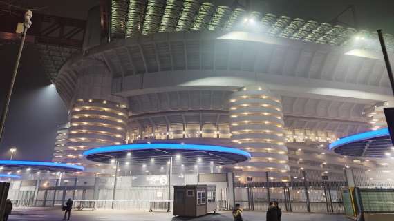 Corsera - Gli ambulanti tornano a San Siro: concessa una «proroga tecnica» del contratto a 56 operatori