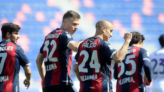 SERIE A - Il Cagliari riprende il Napoli nel finale: 1-1. Triplo Palacio nel 3-3 tra Bologna e Fiorentina