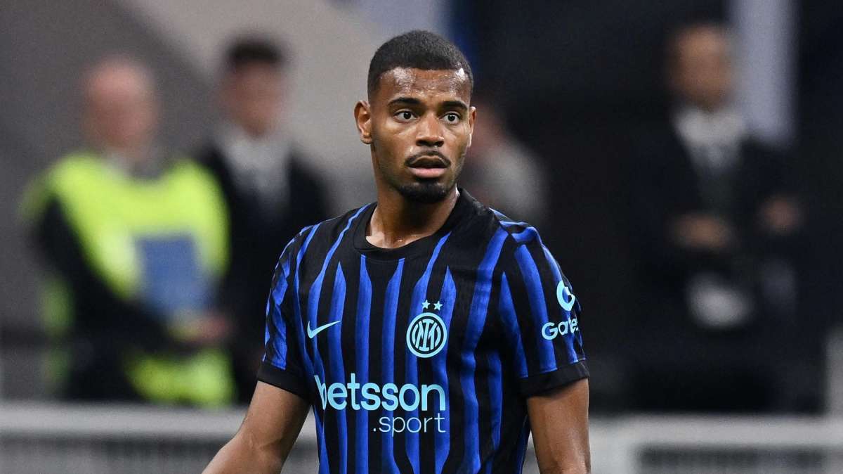 Sky - Ultimissime sulla formazione anti-Lecce: Akanji preferito a Bisseck, confermato Diouf a destra