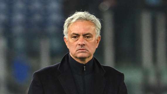 Mourinho: "Un errore andare al Fenerbahçe. Al Mou di 25 anni fa direi che ha fatto tutto bene"