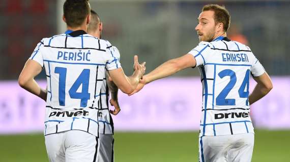 Crotone-Inter - Densa nella metà campo offensiva, l'Inter trova il gol da fuori. Prima delle ripartenze finali 