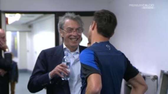 FOTO - Moratti saluta Zanetti: sorrisi prima della gara