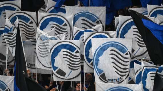 La carica dei tifosi dell'Atalanta: un migliaio a Zingonia per incitare il gruppo di Gasperini