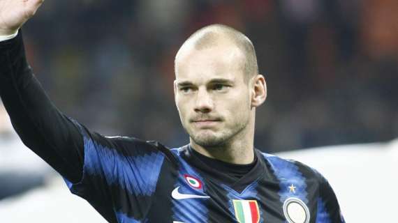 Sneijder: "Forza ragazzi, forse tornerò a Napoli"