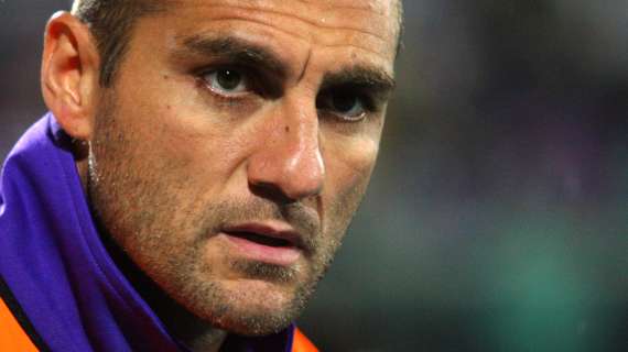 Bobo Vieri annuncia l'addio al calcio