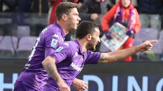 La Fiorentina si riscatta dopo l'uscita di scena dalla Coppa Italia: Cagliari battuto 1-0 e aggancio in classifica all'Inter 