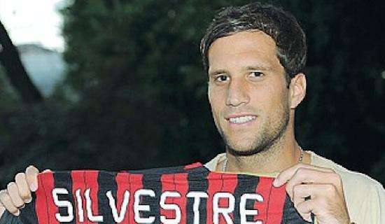 Silvestre debutta con il Milan. Allegri: "Ha fatto bene"