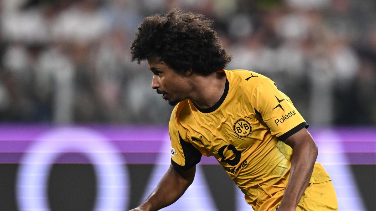 Anche lo United su Adeyemi? Romano chiarisce: "Nessuna trattativa né col giocatore né col Borussia Dortmund"