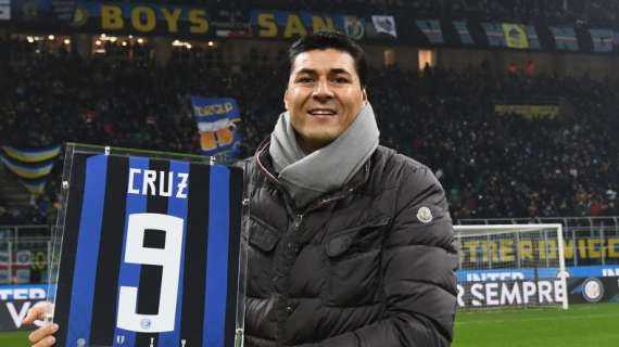 Gli auguri dell'Inter a Cruz: "Carattere, disciplina e senso del gol"