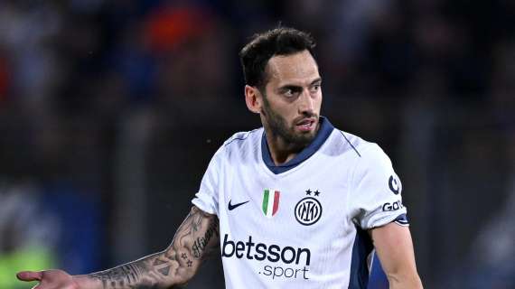 SM - Domani contatto tra il Fenerbahce e l'agente di Calhanoglu: in caso di accordo, prima offerta ufficiale all'Inter